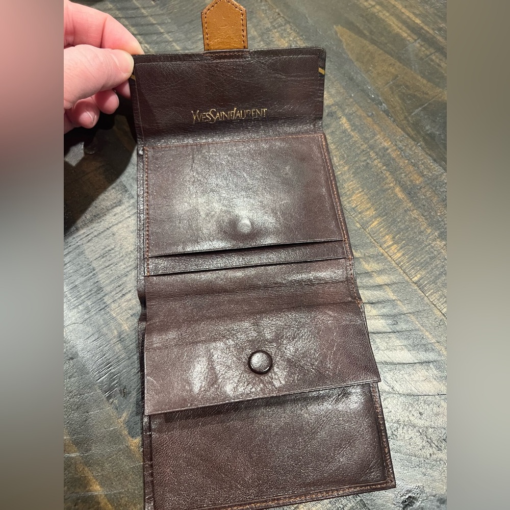 Yves Saint Laurent VINTAGE wallet EUC - Picture 4 of 7